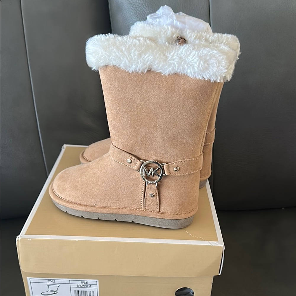 Michael Kors Tan Suede Boots with Fur Trim (never worn)